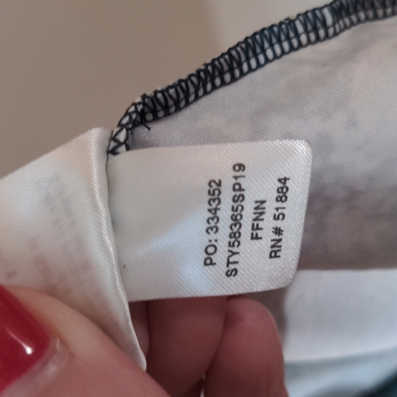 patagonia Magnolia Spring Furnai Floral Neo Navy dress large - Picture 8 of 9